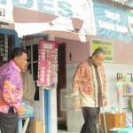 Menteri Desa didampingi Kabag Protokol Darman Nasution, SE,MM (Foto:sembada/rori)